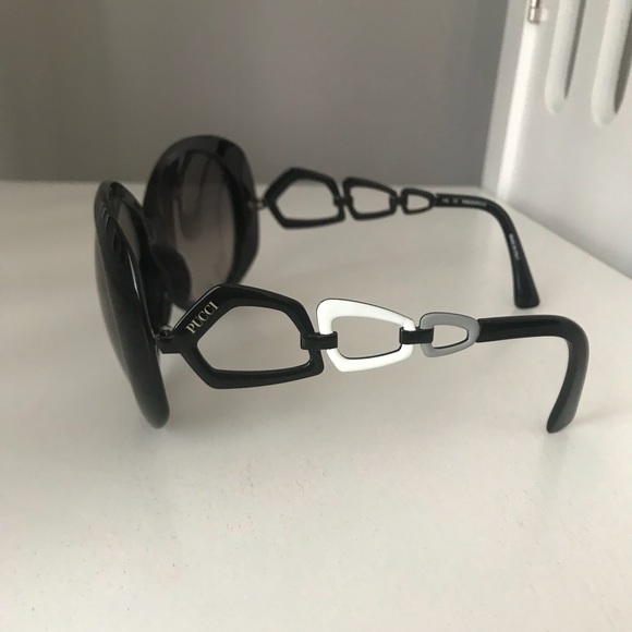 Emilio Pucci Accessories - Emilio Pucci sunglasses Emilio Pucci Accessories - Emilio Pucci sunglasses